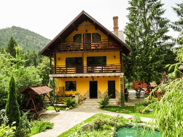 Дома для отпуска Atelierul Zanei Holiday Home Schitu-Tarcău-39